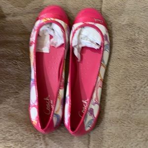 excellent condition pink flats